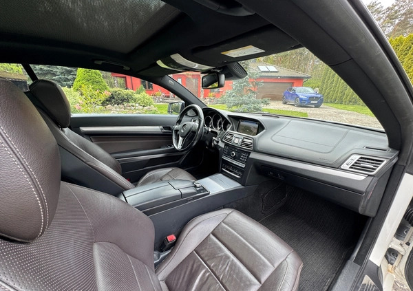 Mercedes-Benz Klasa E cena 99000 przebieg: 181401, rok produkcji 2015 z Włocławek małe 742